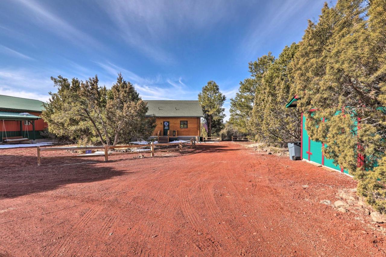 Quaint Williams Cabin Near Grand Canyon Eksteriør bilde