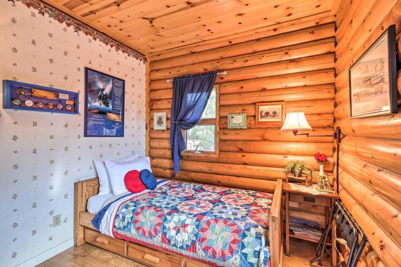 Quaint Williams Cabin Near Grand Canyon Eksteriør bilde